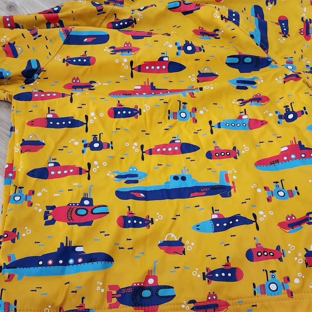 Hatley rain jacket submarine pattern size 7